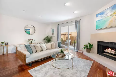 1333 19th St #1, Santa Monica, CA 90404