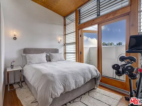 1128 5th Ave, Venice, CA 90291 photo 19