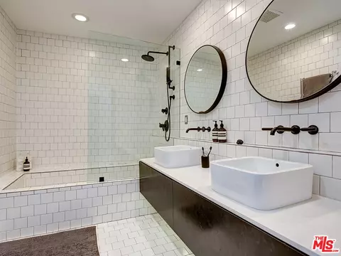1128 5th Ave, Venice, CA 90291 photo 17