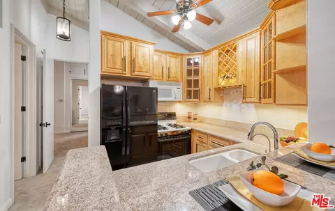 6375 Green Valley Cir #306, Culver City, CA 90230