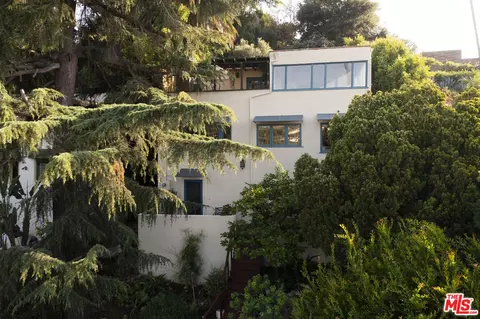 1353 Columbia Dr, Glendale, CA 91205