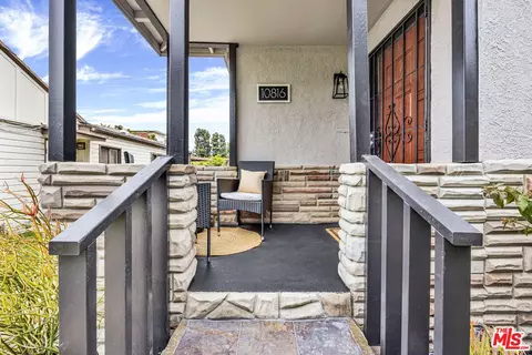 10816 Lawler St, Los Angeles, CA 90034