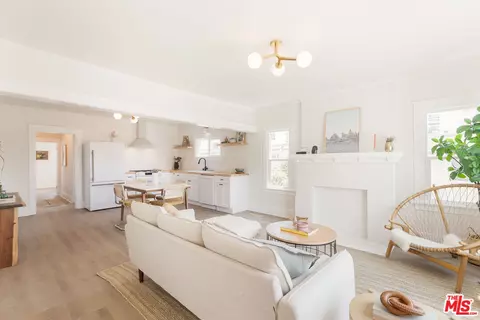 1550 S Van Ness Ave, Los Angeles, CA 90019