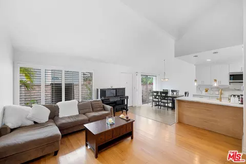 13010 Maxella Ave #1, Marina Del Rey, CA 90292