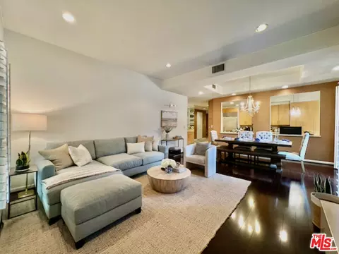 234 S Gale Dr #109, Beverly Hills, CA 90211