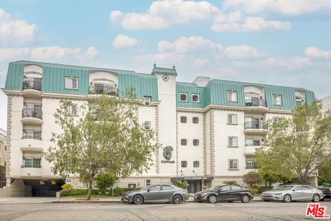 722 S Oxford Ave #307, Los Angeles, CA 90005
