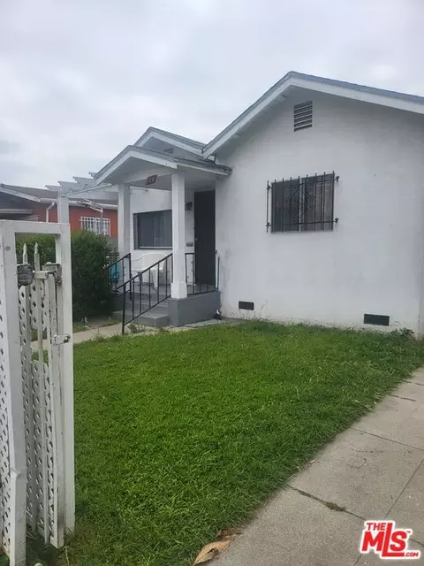 118 E 82nd Pl, Los Angeles, CA 90003