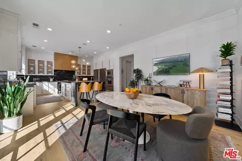 Dining - 2105 Marshbrook Rd, Westlake Village, CA 91361 photo 2 of 3