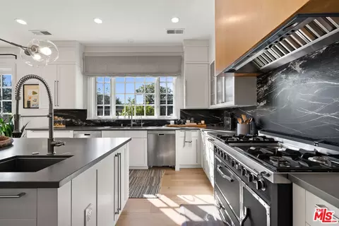 Kitchen - 2105 Marshbrook Rd, Westlake Village, CA 91361 photo 2 of 3
