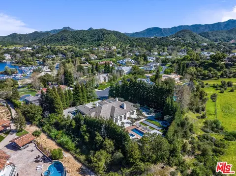 View/Area - 2105 Marshbrook Rd, Westlake Village, CA 91361 photo 3 of 3