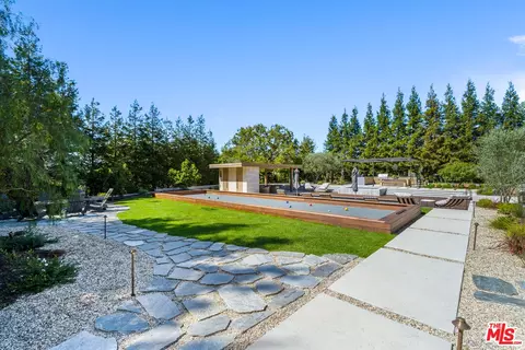 Exterior - 2105 Marshbrook Rd, Westlake Village, CA 91361 photo 10 of 19