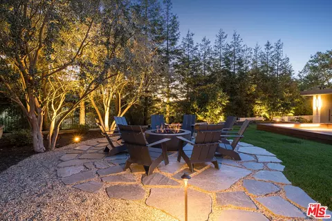 Exterior - 2105 Marshbrook Rd, Westlake Village, CA 91361 photo 17 of 19