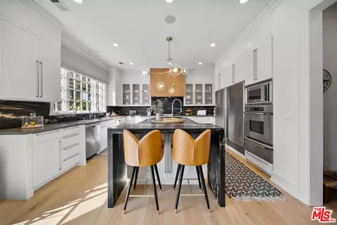 Kitchen - 2105 Marshbrook Rd, Westlake Village, CA 91361 photo 1 of 3