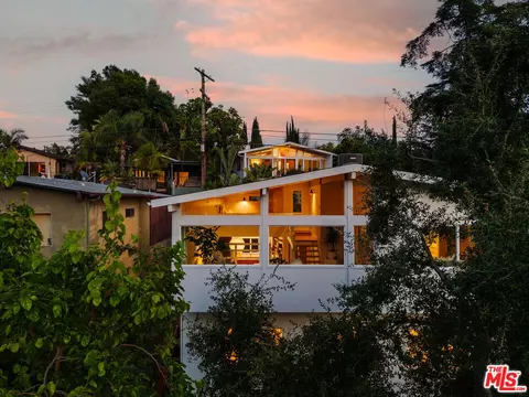 479 Dustin Dr, Los Angeles, CA 90065