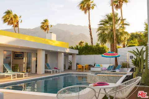 766 E Spencer Dr, Palm Springs, CA 92262