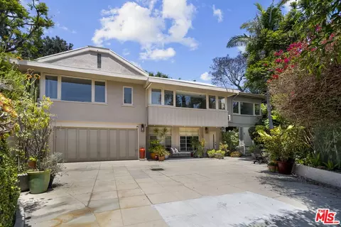 2020 La Brea Ter, Los Angeles, CA 90046