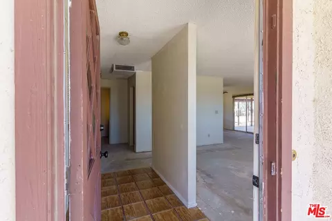 60325 Alta Loma Dr, Joshua Tree, CA 92252 photo 3