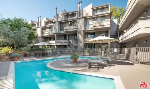 13331 Moorpark St #120, Sherman Oaks, CA 91423