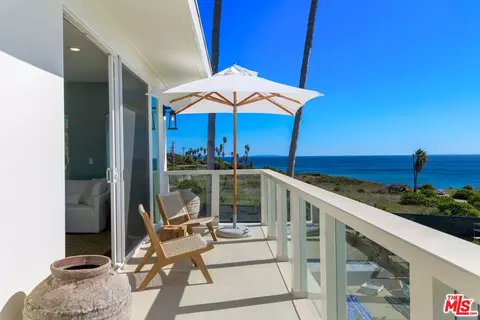11968 Oceanaire Ln, Malibu, CA 90265