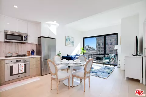 400 S Broadway #1807, Los Angeles, CA 90013