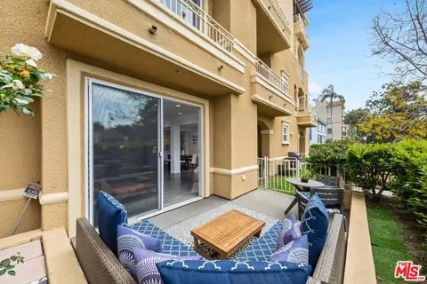 10641 Missouri Ave #105, Los Angeles, CA 90025