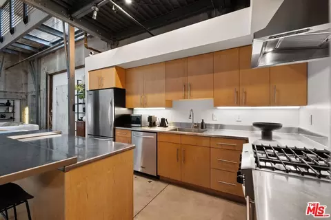 849 Pine Ave #O, Long Beach, CA 90813 photo 9