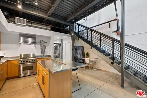 849 Pine Ave #O, Long Beach, CA 90813 photo 8