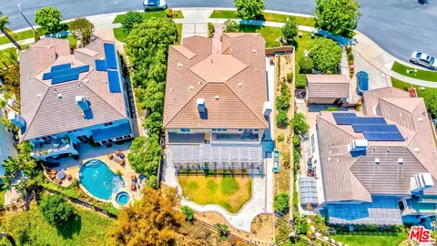View/Area - 2549 Harrison Cir, Fullerton, CA 92835 photo 3 of 4