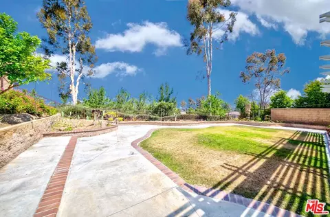 Exterior - 2549 Harrison Cir, Fullerton, CA 92835 photo 7 of 15