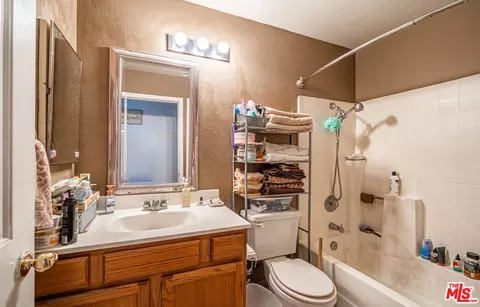 101 Pinetree Dr, Perris, CA 92571 photo 15