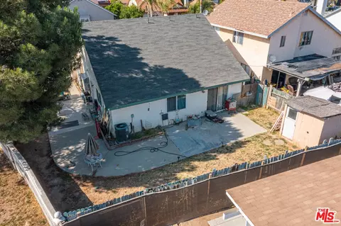 101 Pinetree Dr, Perris, CA 92571 photo 17