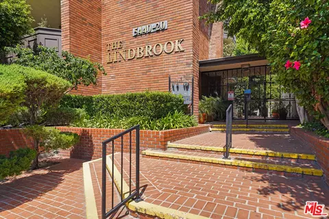 5440 Lindley Ave #109, Encino, CA 91316