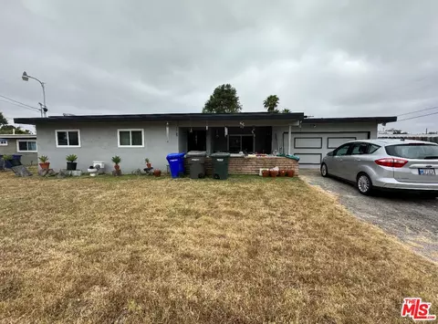 1305 Caren Rd, Vista, CA 92083 photo 1
