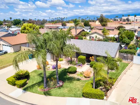 View/Area - 2011 E Cherry Hill Ct, Ontario, CA 91761 photo 2 of 9