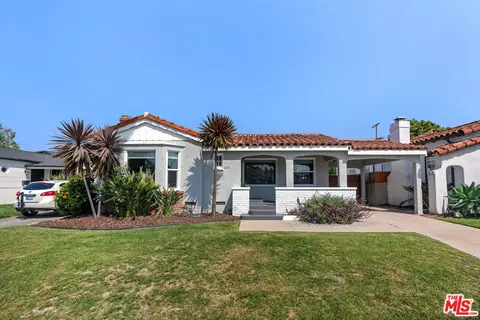 3928 Degnan Blvd, Los Angeles, CA 90008