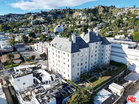1424 N Crescent Heights Blvd #50, West Hollywood, CA 90046