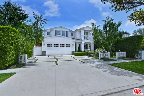 4260 Stern Ave, Sherman Oaks, CA 91423
