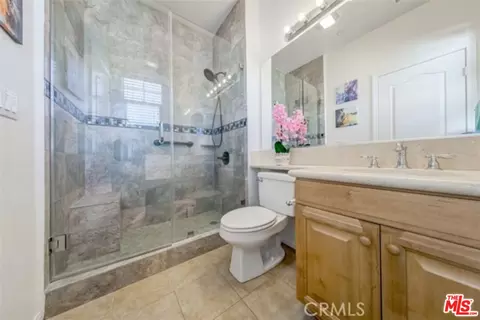 Bath - 2098 Arnold Way, Fullerton, CA 92833 photo 2 of 2