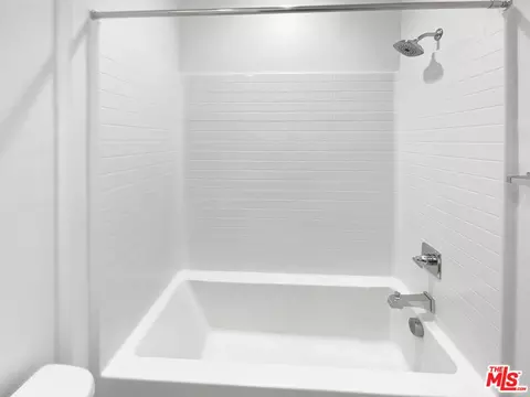 Bath - 5988 Spring St, Buena Park, CA 90621 photo 2 of 3