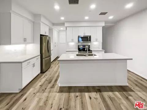 Kitchen - 5988 Spring St, Buena Park, CA 90621 photo 2 of 3