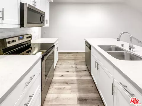 Kitchen - 5988 Spring St, Buena Park, CA 90621 photo 3 of 3