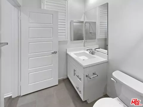 Bath - 5988 Spring St, Buena Park, CA 90621 photo 3 of 3
