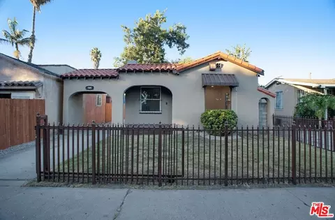 705 E 85th St, Los Angeles, CA 90001