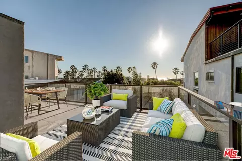 6524 Vista Del Mar, Playa Del Rey, CA 90293