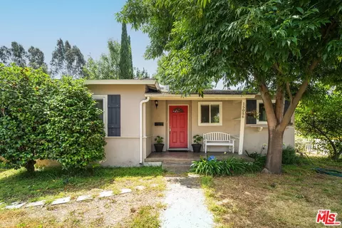 15056 Hartland St, Van Nuys, CA 91405