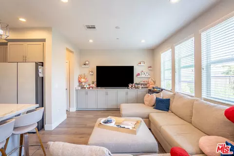 5374 Harvard Way, Cypress, CA 90630 photo 12