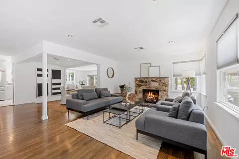 4229 Klump Ave, Studio City, CA 91602 photo 4