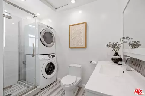 4229 Klump Ave, Studio City, CA 91602 photo 15