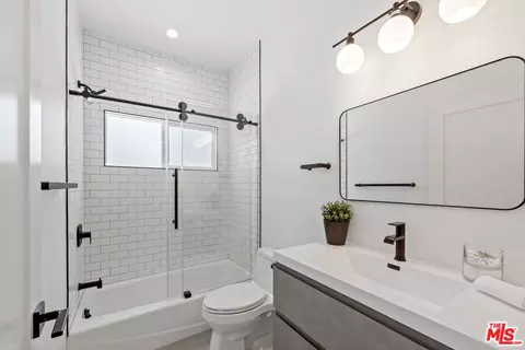 4229 Klump Ave, Studio City, CA 91602 photo 24