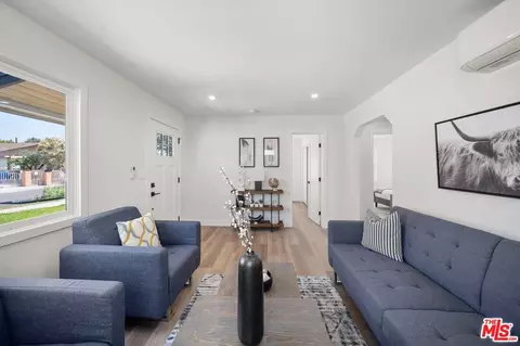 Entry Way - 13445 Obispo Ave, Paramount, CA 90723 photo 1 of 2